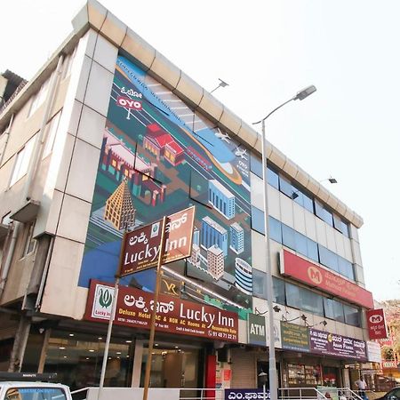 Capital O 71729 Lucky Inn Bangalore Buitenkant foto