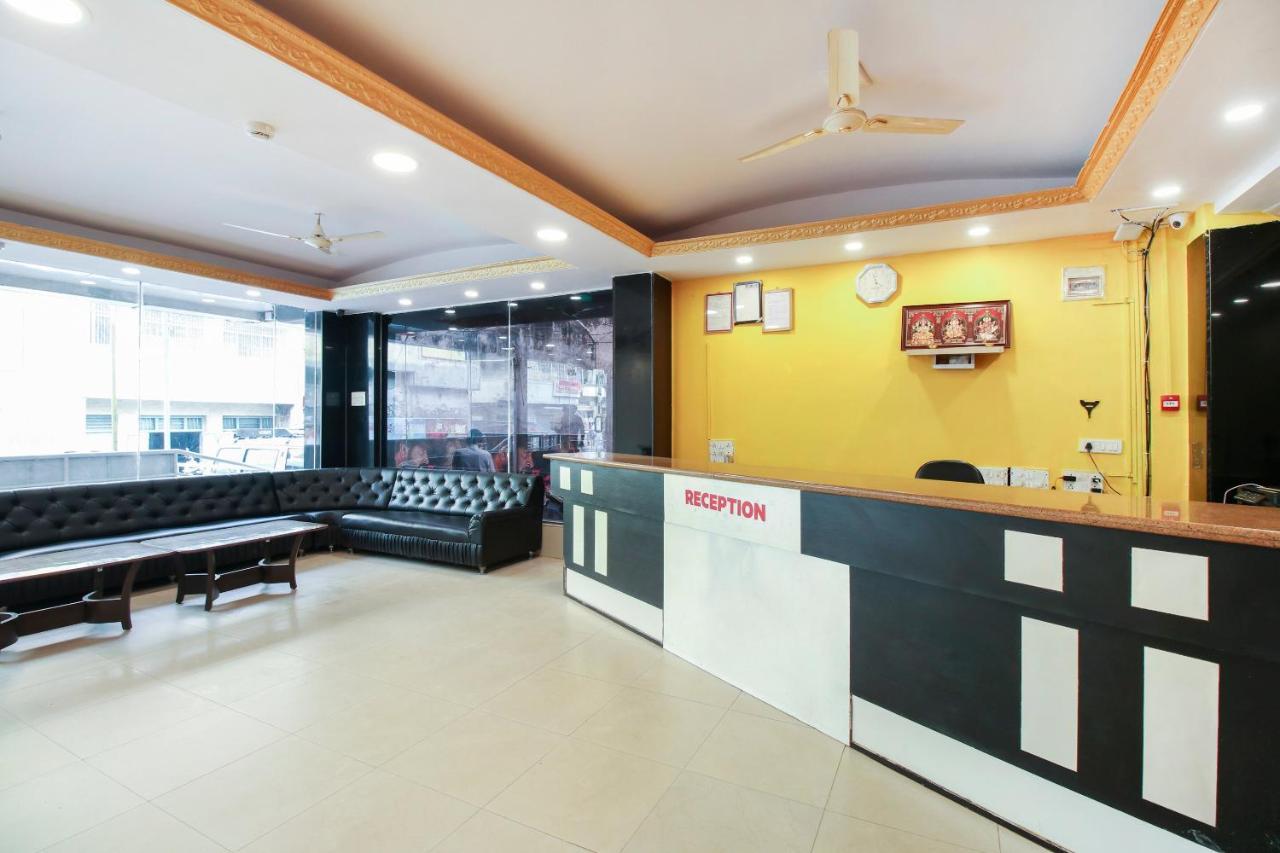 Capital O 71729 Lucky Inn Bangalore Buitenkant foto