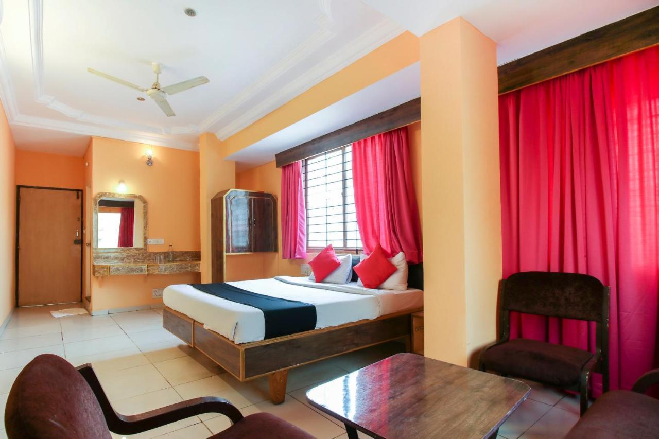 Capital O 71729 Lucky Inn Bangalore Buitenkant foto
