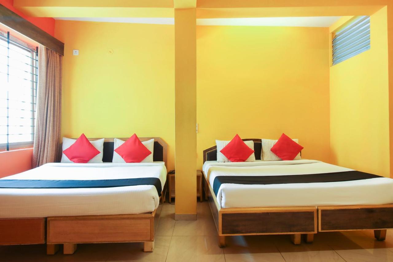 Capital O 71729 Lucky Inn Bangalore Buitenkant foto